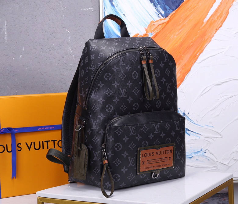 LV Backpack M45218 37X40X20cm WP