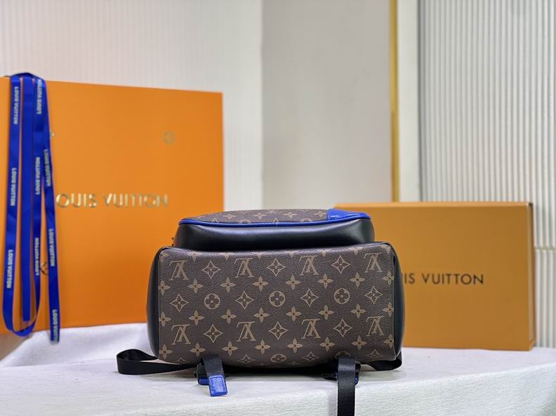 LV Backpack M45335 31x41.5x15.5 cm cs