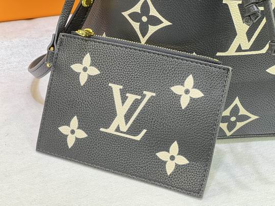 LV BAG Neo M45555 26x26x17.5cm cs