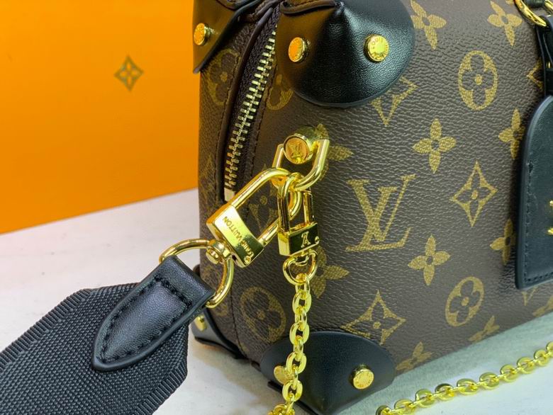 LV BAG Petite Malle Souple M45571 20x14x7.5cm