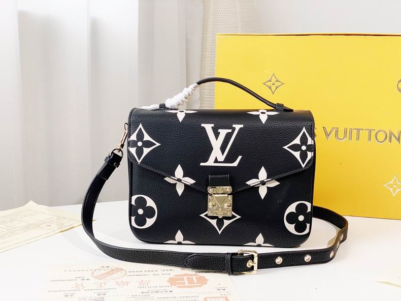 LV BAG Pochette Metis M45596 25x19x7 cm 