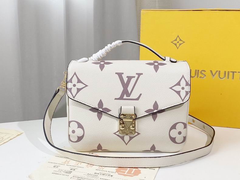 LV BAG Pochette Metis M45596 25x19x7 cm 