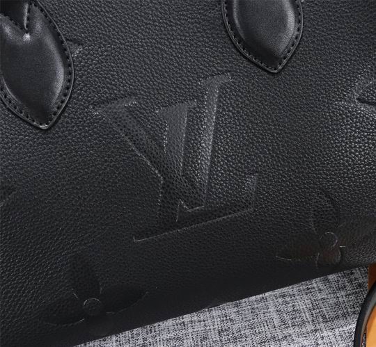 LV BAG Onthego M45653 25x19x11.5cm CN