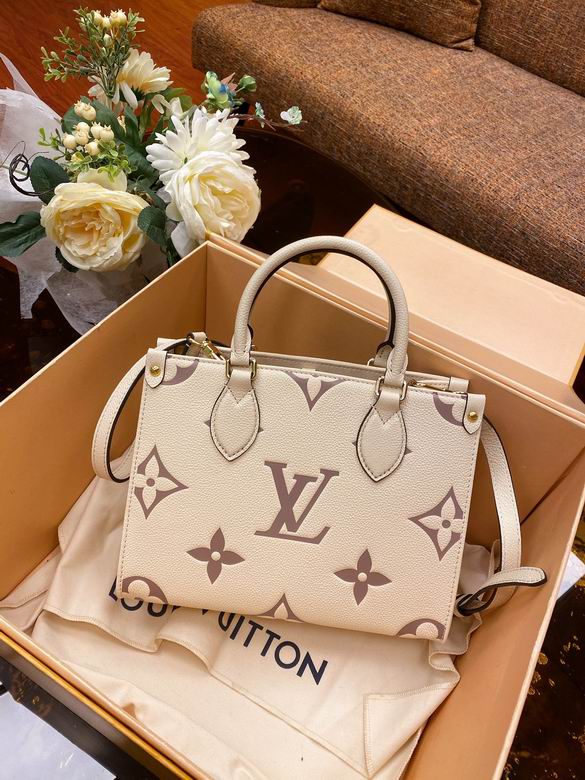 LV BAG Tote M45654 25X19X11.5cm YG