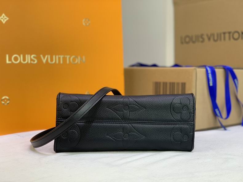 LV BAG onthego M45659 25x19x11.5 cm cs