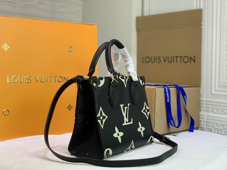 LV BAG onthego M45659 25x19x11.5 cm cs