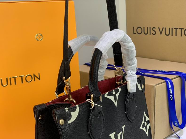 LV BAG onthego M45659 25x19x11.5 cm cs