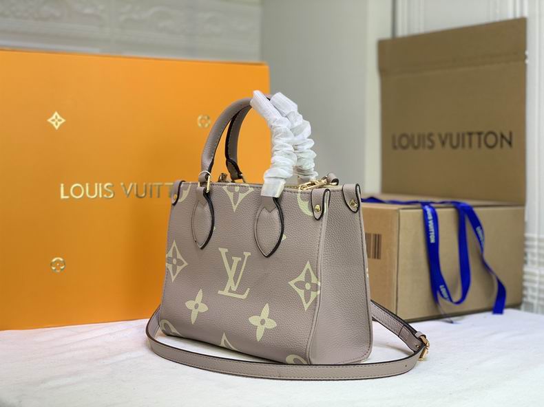 LV BAG onthego M45659 25x19x11.5 cm cs