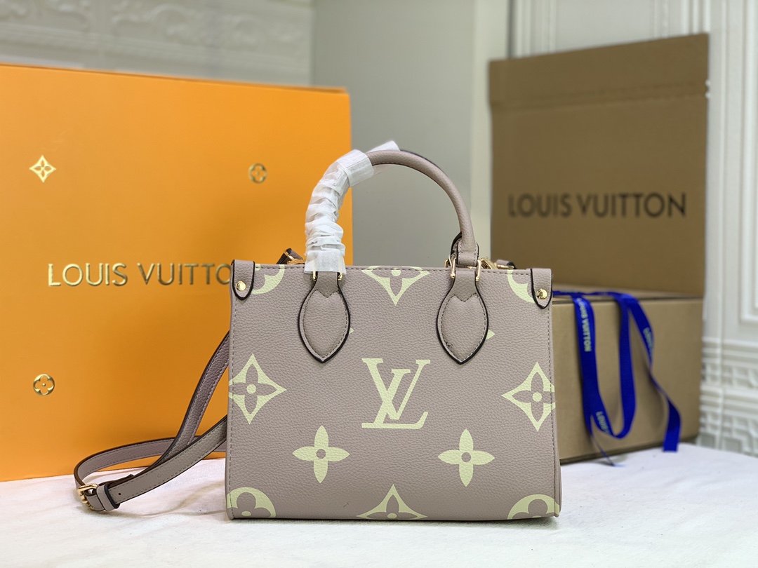 LV BAG onthego M45659 25x19x11.5 cm cs