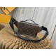 LV Chest pack M45864 21X15X4cm XM