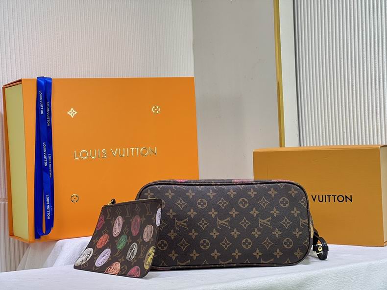 LV BAG Neverfull M45923 31x28x14 cm cs