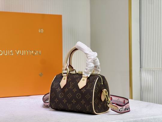 LV BAG Speedy M45957 20x13.5x11.5cm cs