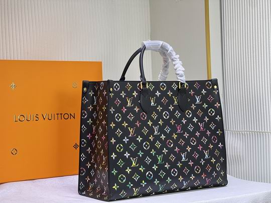 LV BAG OnTheGo M46070 41x34x19cm cs