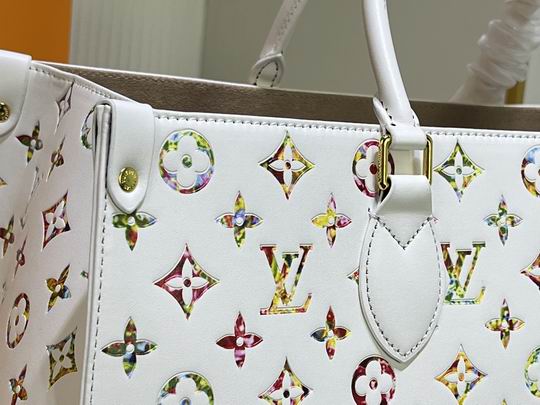 LV BAG OnTheGo M46070 41x34x19cm cs