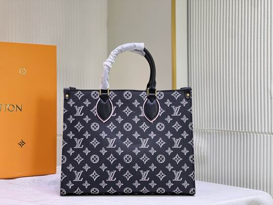 LV BAG OnTheGo M46154 34x26x13cm cs