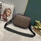 LV BAG Messenger bag M46246 22X18X8cm YG