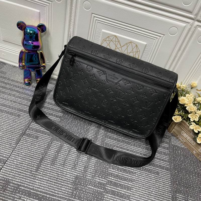 LV BAG Archy M46328 35x24x8cm ss