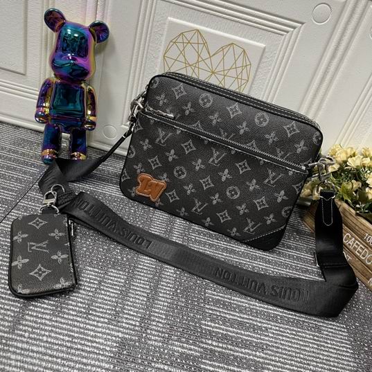 LV BAG Trio M46340 25x18.5x7cm cs