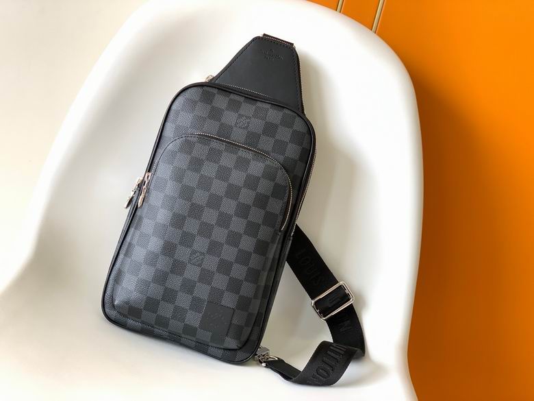 LV Chest pack M46344 20X31X10cm WP