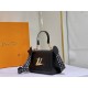 LV BAG Twist M50352 23x17x9.5cm cs