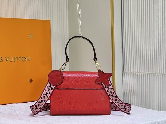 LV BAG Twist M50352 23x17x9.5cm cs