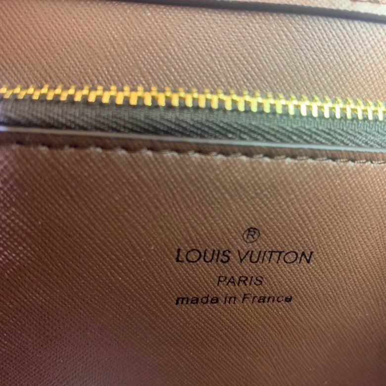 LV BAG Vintage M51242 26X7X21 ss