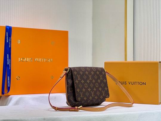 LV BAG Neverfull M51257 25x22x4cm cs