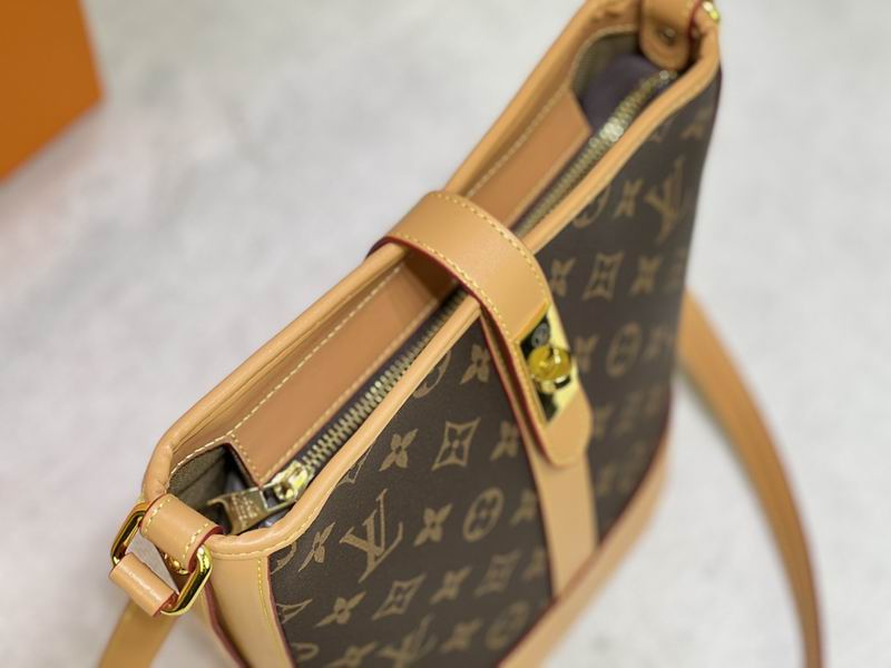 LV BAG Neo M51462 19x24x13cm cs