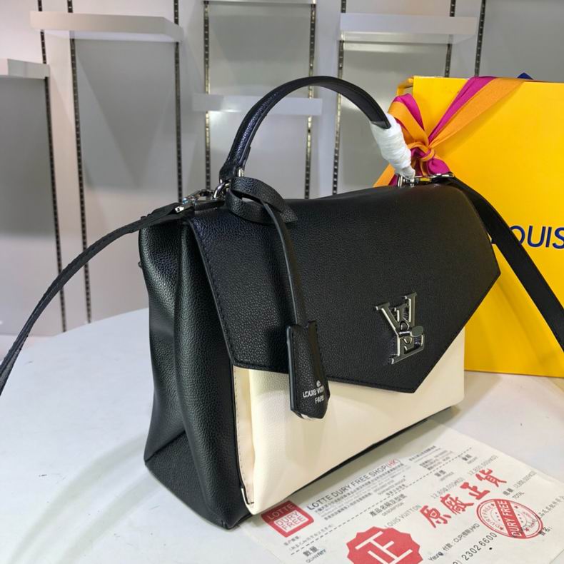 LV BAG Twist M54997 28X20X11 cm cs