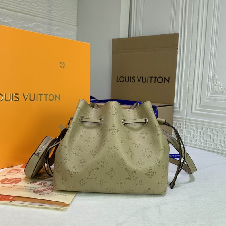 LV Bucket bag M55888