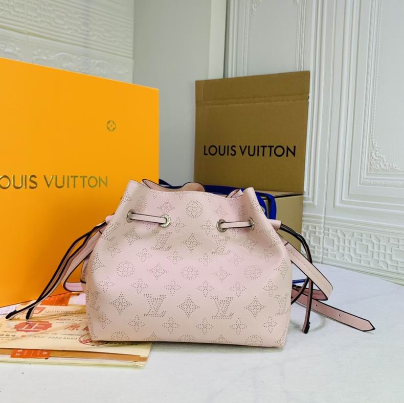 LV Bucket bag M5588802