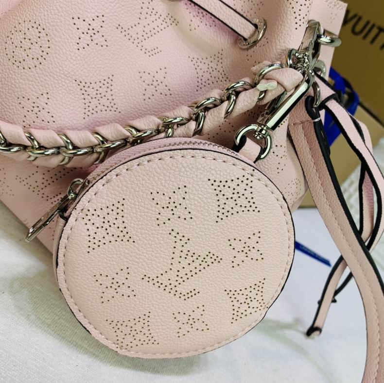 LV Bucket bag M5588802