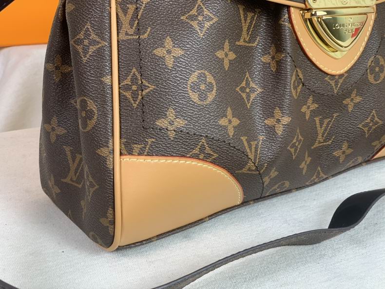 LV BAG Vintage M56808 33x11x22 cm cs