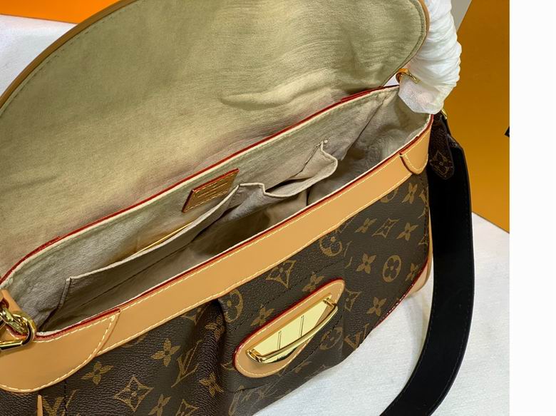 LV BAG Vintage M56808 33X11X22 ss