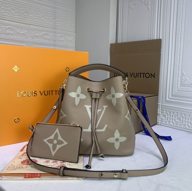 LV BAG Noe M56890 26x26x17.5 cm cs