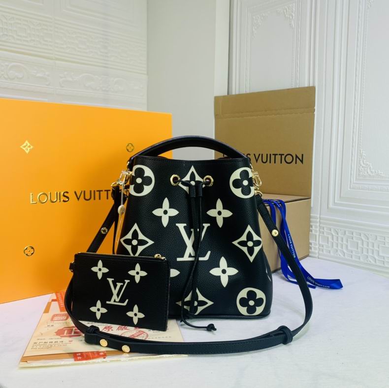 LV BAG Noe M56890 26x26x17.5 cm cs