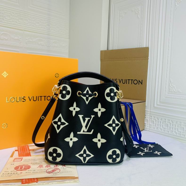 LV BAG Noe M56890 26x26x17.5 cm cs