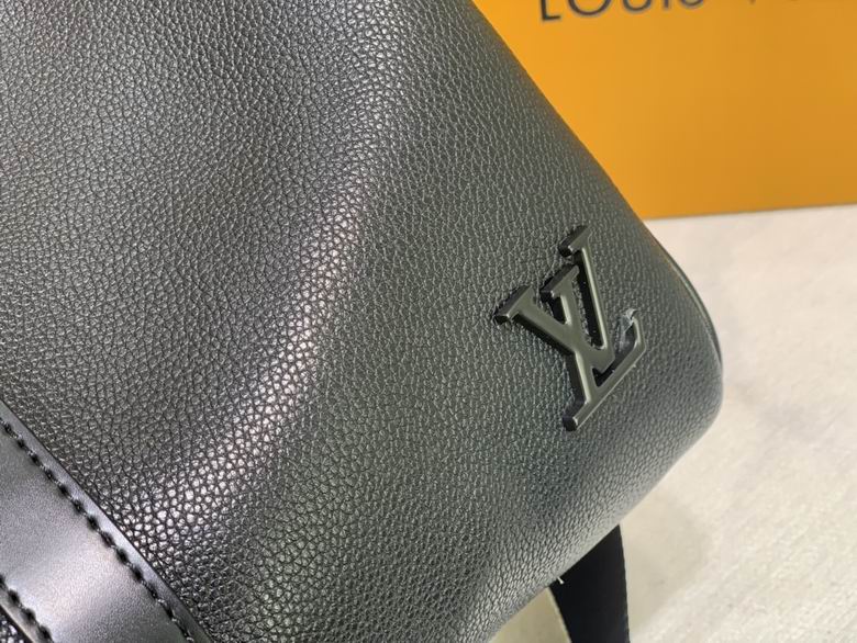 LV Travel bags M57088 42X26X20cm XM