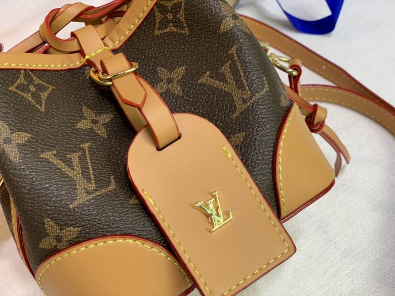 LV Bucket bag M57099