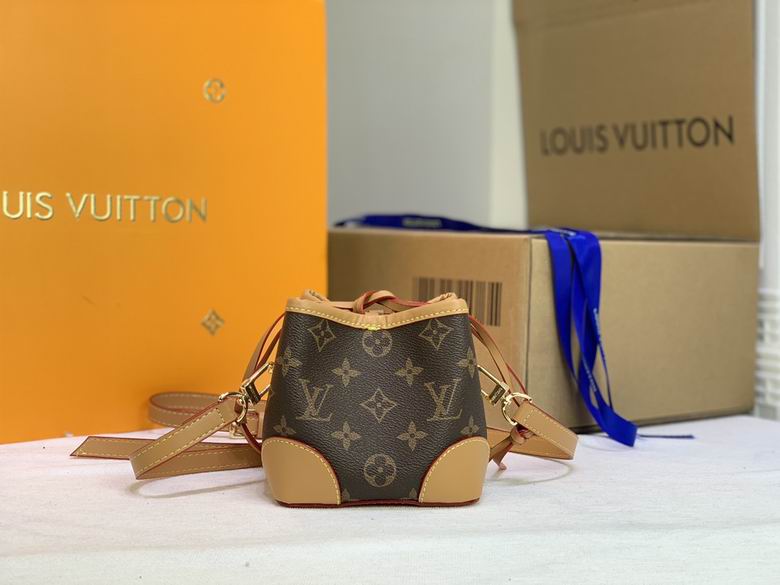 LV Bucket bag M57099