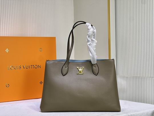 LV BAG Lockme M57345 42x28x15cm