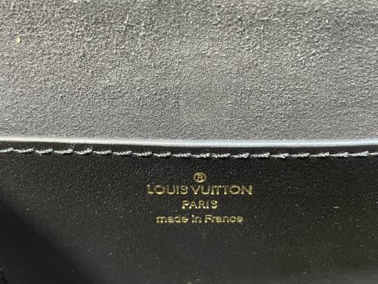 LV BAG Twist M57649 M57648 23x17x9.23cm CN