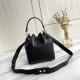 LV Bucket bag M5768802