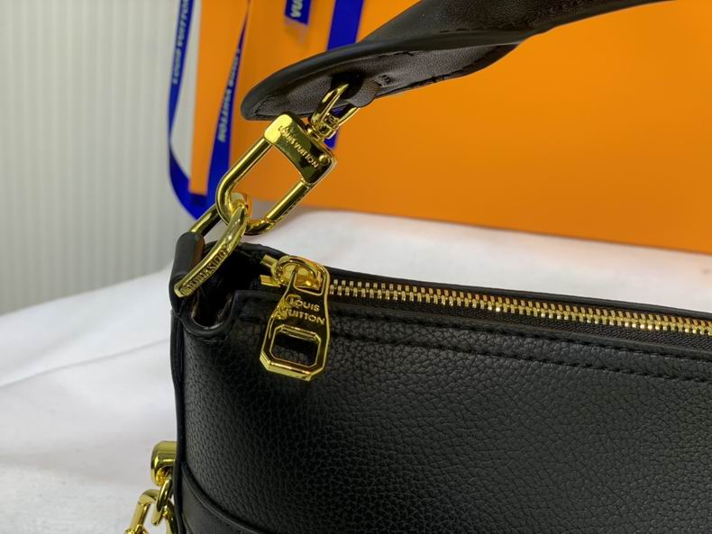 LV Bucket bag M5793401