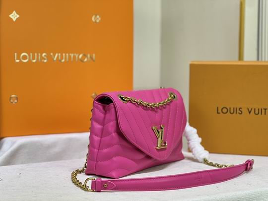 LV BAG New Wave M58549 24x14x9cm cs-1