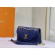 LV BAG New Wave M58550 24x14x9cm ss