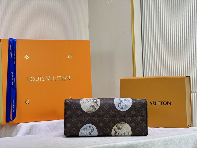 LV BAG onthego M59245 32cm cs