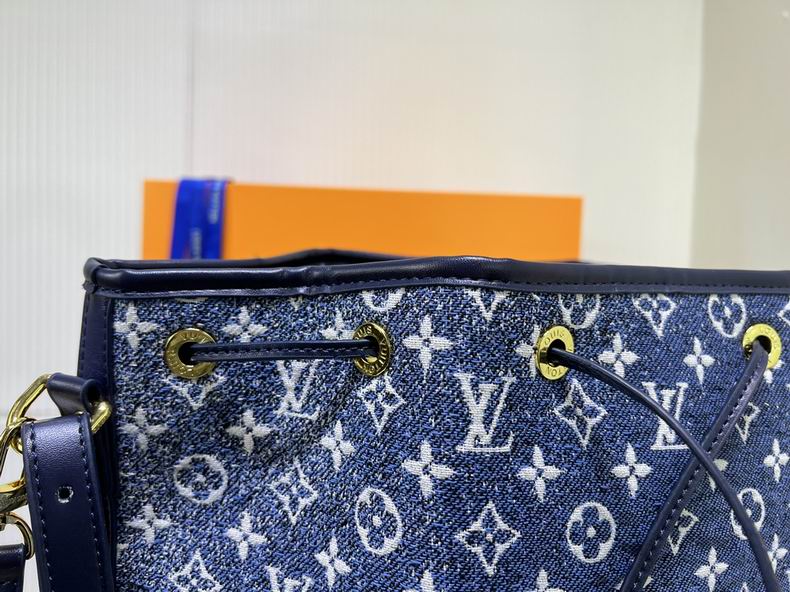 LV Bucket bag M59606