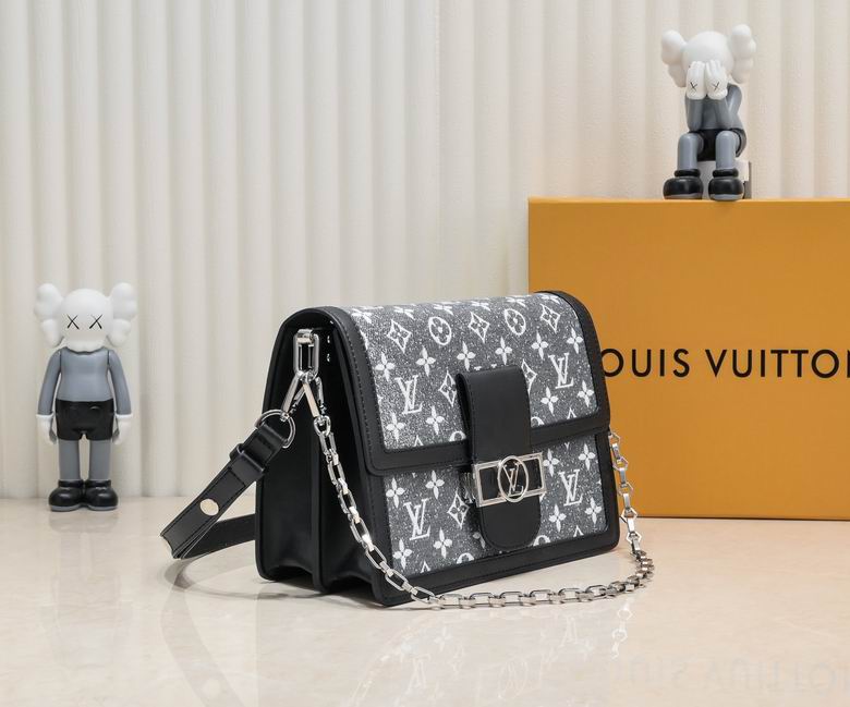 LV BAG Messenger bag M59631 25X17X10.5cm XM