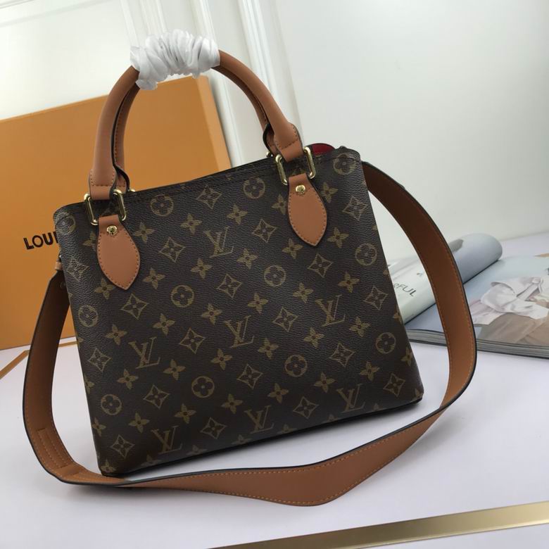 LV BAG Spring Stret M66156 30X24X13 ww